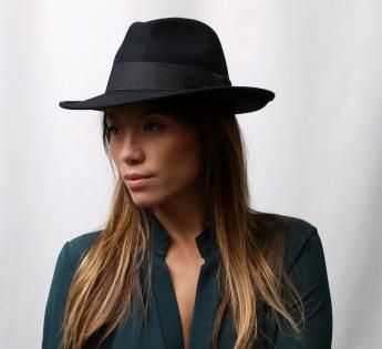 Le Charmant, Hats B Couture water resistant