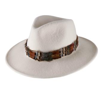 Roberta, Hats Helene Berman 100% wool 