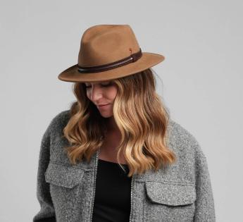 chapeau traveller Alfonso Chicago